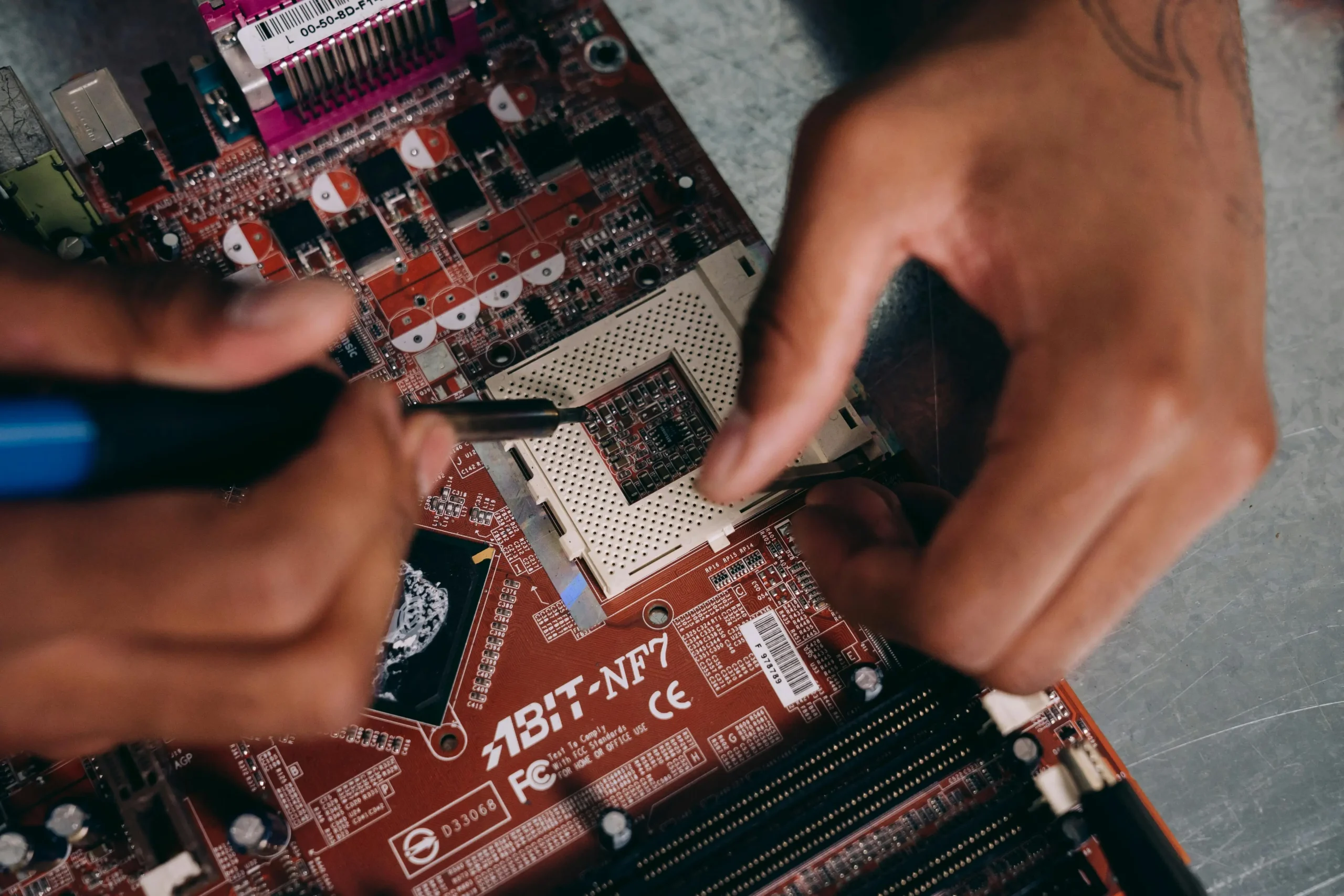 pexels-mikhail-nilov-9242894